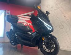 Honda Forza Paris 10e Arrondissement