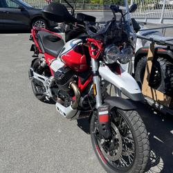 Guzzi V85 TT  Montlu&ccedil;on