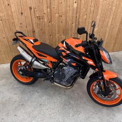 KTM Duke  Valence