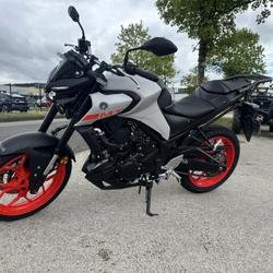 Yamaha MT03  Pontarlier