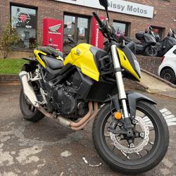 Honda Hornet  Chambourcy