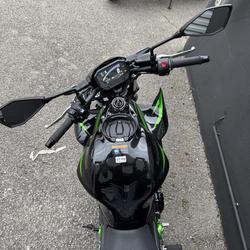 Kawasaki A1  Al&egrave;s