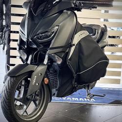 Yamaha X MAX  Saint-Genis-Pouilly