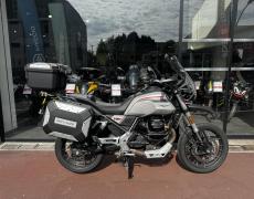 Guzzi V85 TT Le Chesnay-Rocquencourt