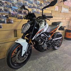 KTM Duke  Marseille 6e Arrondissement