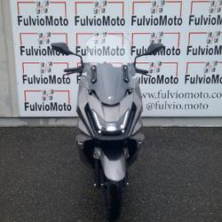 Kymco autres  Arles