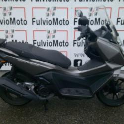 Kymco autres  Arles
