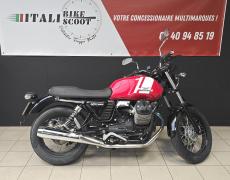 Guzzi V7 Rezé