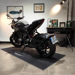 Triumph Trident  Montlh&eacute;ry