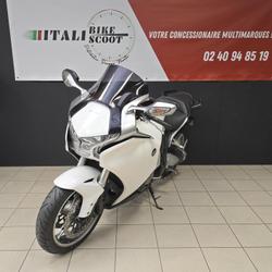 Honda VFR  Rez&eacute;