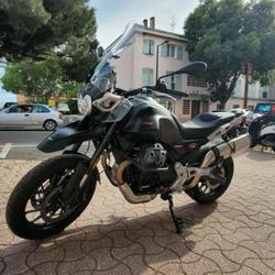 Guzzi V85 TT  Fr&eacute;jus