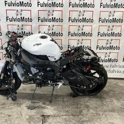 Kawasaki ZX 6R  Arles