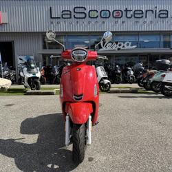 Kymco Like  Saint-Martin-d'H&egrave;res