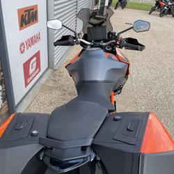 KTM Super Duke  Varennes-l&egrave;s-M&acirc;con