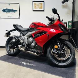 Triumph Daytona  Montlh&eacute;ry
