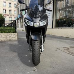 Aprilia SX  Paris 11e Arrondissement