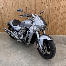 Suzuki Intruder  Valence