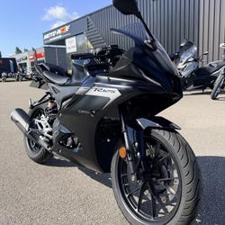 Yamaha YZF R 125  Saint-Marcel