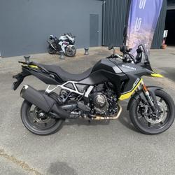 Suzuki M  Saintes