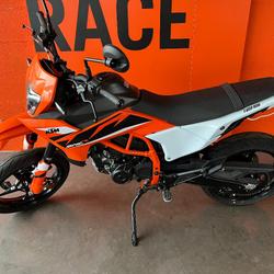 KTM SMC  Saint-Germain-Laprade