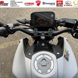 Yamaha MT 125  Sens