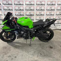 Kawasaki ZX 6R  Arles