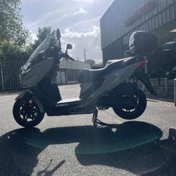 Kymco X-Town  Saintes