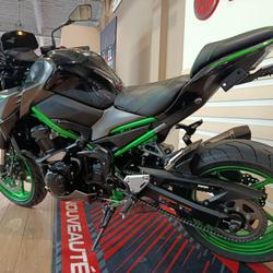 Kawasaki Z  Saint-Priest