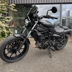 Kawasaki Eliminator  Saint-Maximin