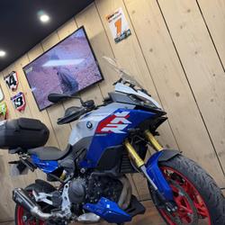 BMW F 900 XR  Chambourcy