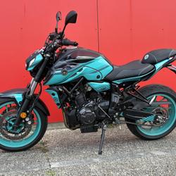 Yamaha MT07  Saint-Maximin