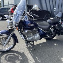 Suzuki Intruder  Tr&eacute;gueux