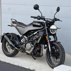 Husqvarna Svartpilen  Aubi&egrave;re