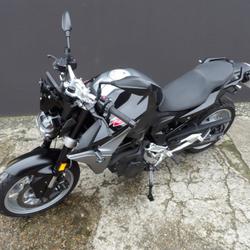 BMW F 900 RS  Villeneuve-Saint-Georges