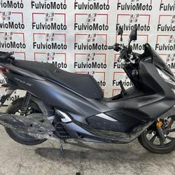 Honda PCX  Arles