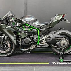 Kawasaki H2  Saint-Thibault-des-Vignes