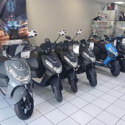 Peugeot Kisbee  B&eacute;ziers