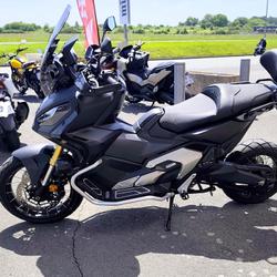 Honda X-ADV  Royan