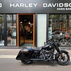 Harley Davidson Road King  Paris 11e Arrondissement