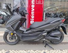 Honda Forza Athis-Mons