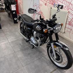 Kawasaki W 800  Paris 12e Arrondissement
