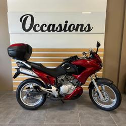 Honda Varadero 125  Saint-Malo