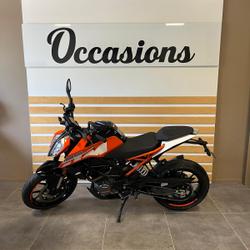 KTM Duke  Saint-Malo