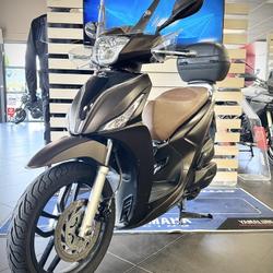 Kymco People  Saint-Genis-Pouilly