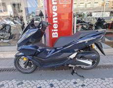 Honda PCX Athis-Mons