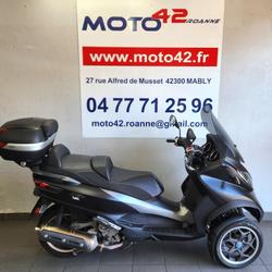 Piaggio MP3  Mably