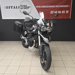 Guzzi V85 TT  Rez&eacute;