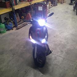Piaggio Medley  Arles