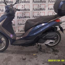 Piaggio Medley  Arles