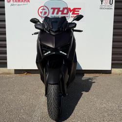 Yamaha X MAX  N&icirc;mes
